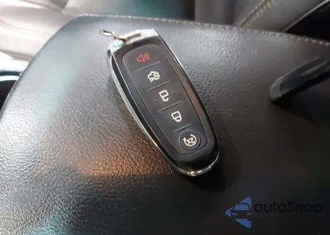 2014 Ford Explorer Sport z USA, uszkodzony, nr VIN 1FM5K8GT6EGC04844